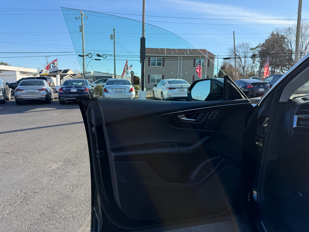 2023 Audi Q8 55 Premium