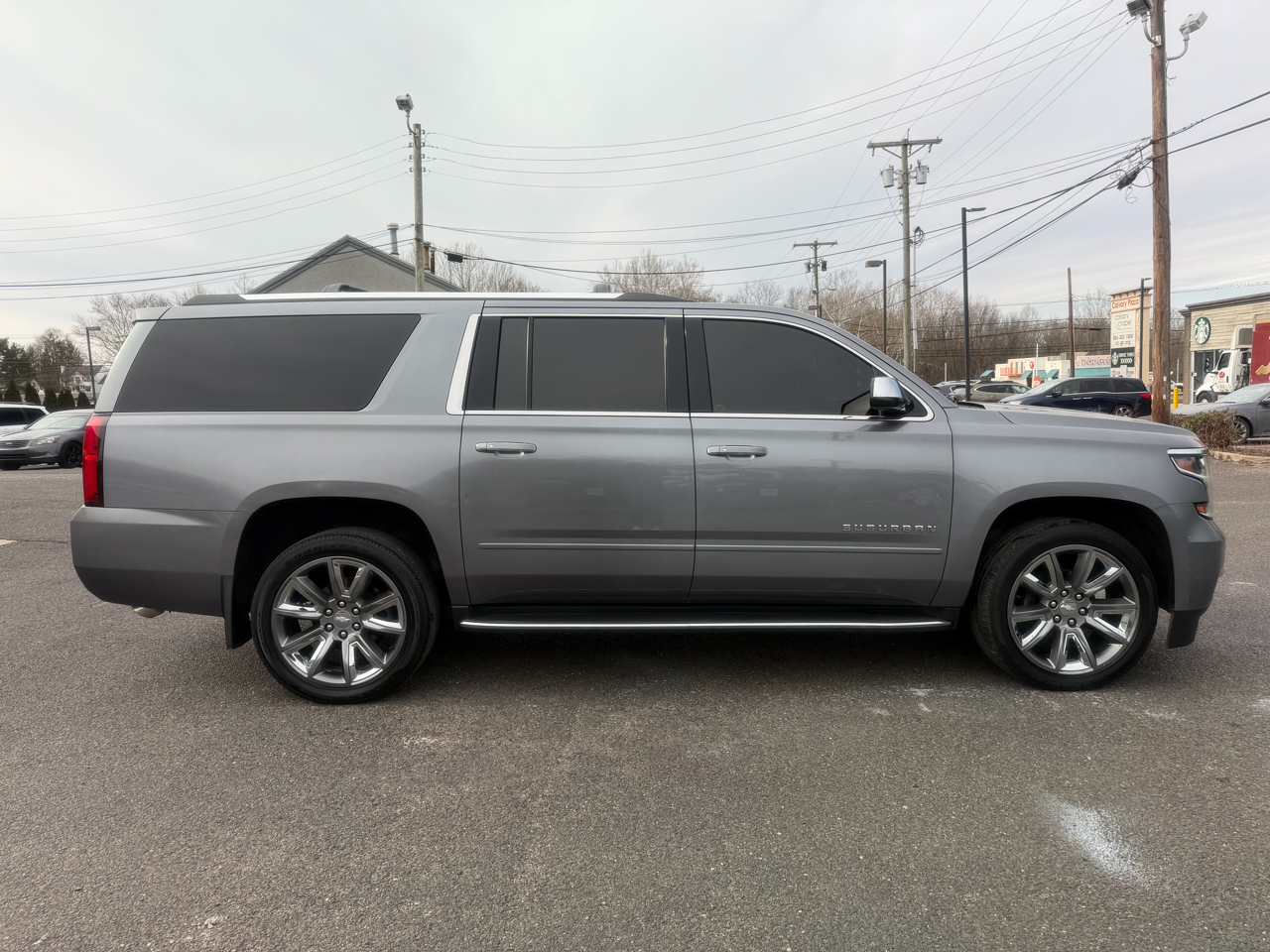 Chevrolet Suburban  2018
