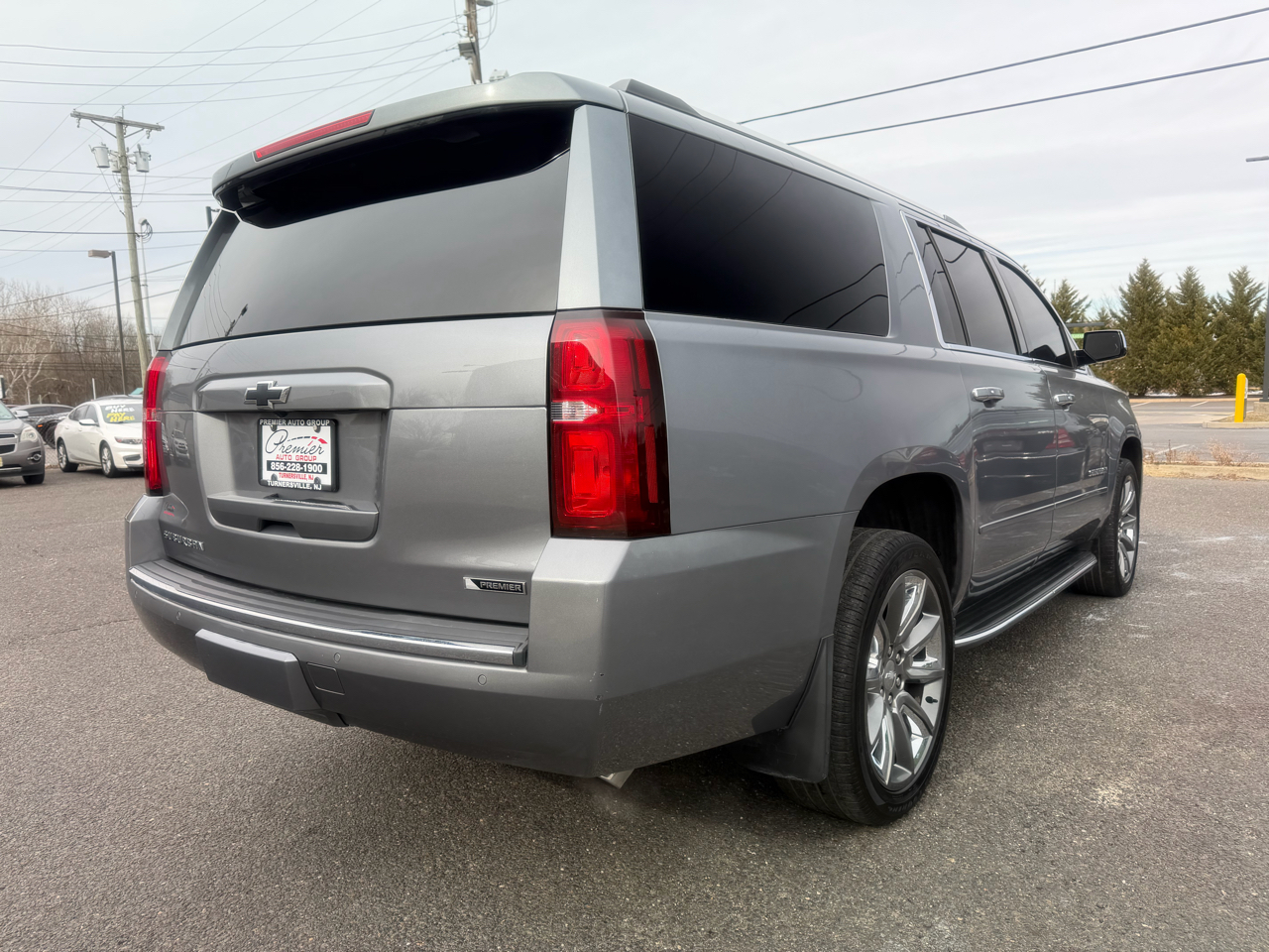Chevrolet Suburban  2018