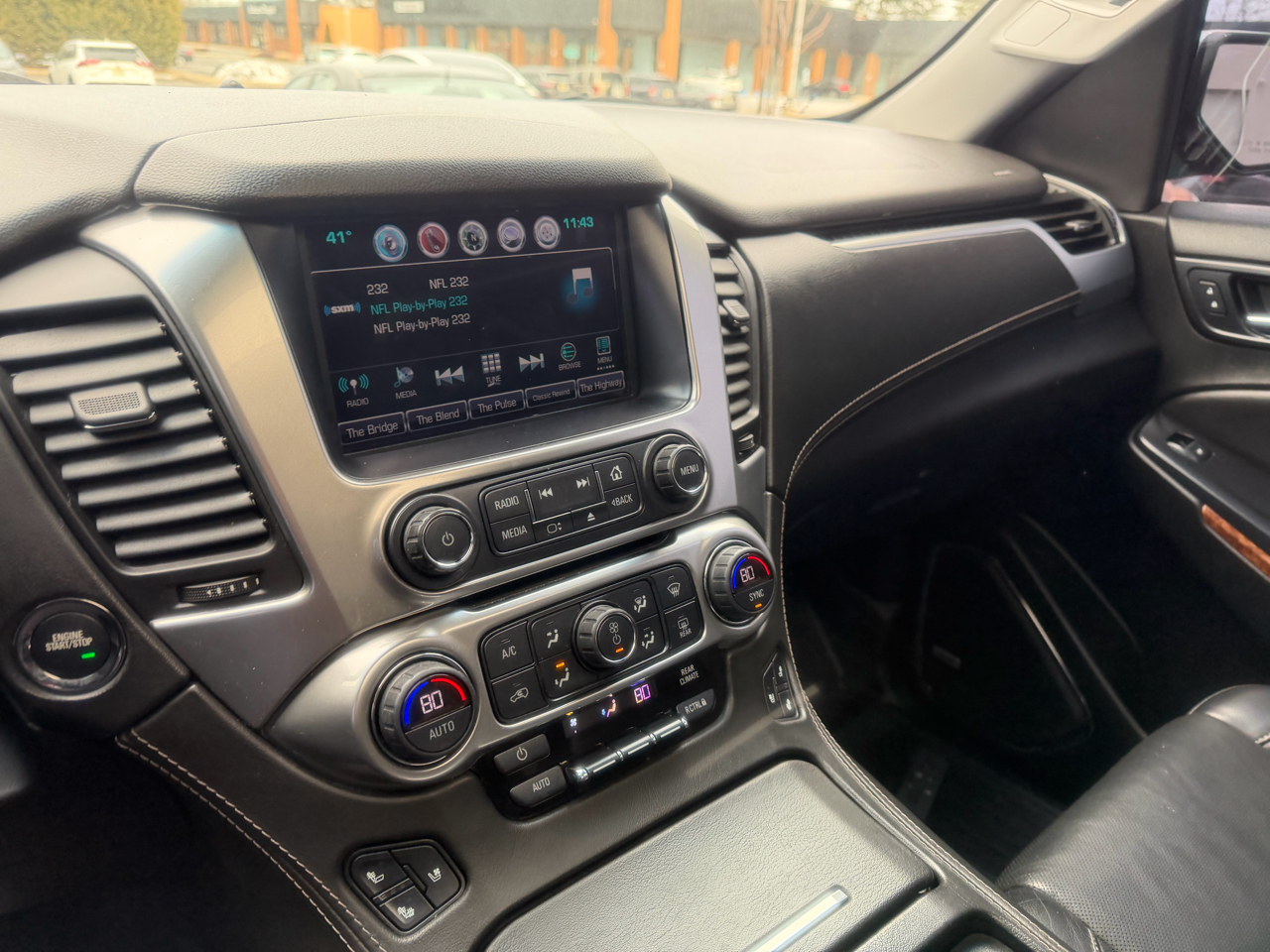 Chevrolet Suburban  2018