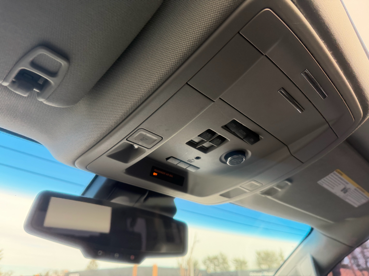 Chevrolet Suburban  2018