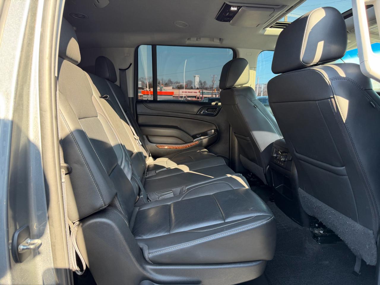 Chevrolet Suburban Premier 2018