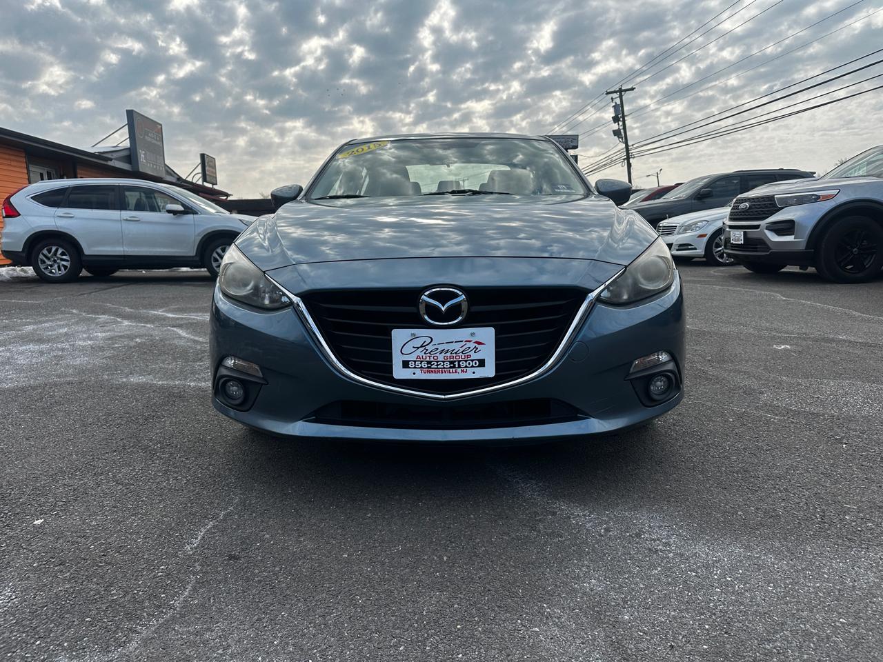 Mazda MAZDA3  2015