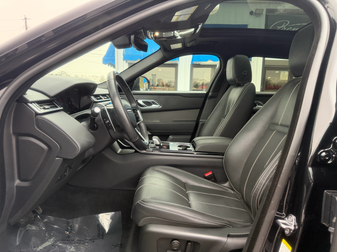 Land Rover Range Rover Velar  2023