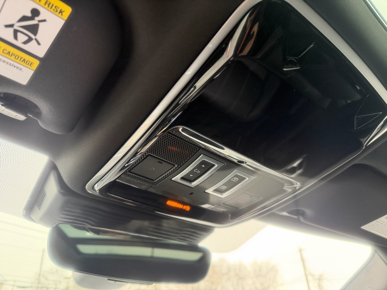 Land Rover Range Rover Velar  2023