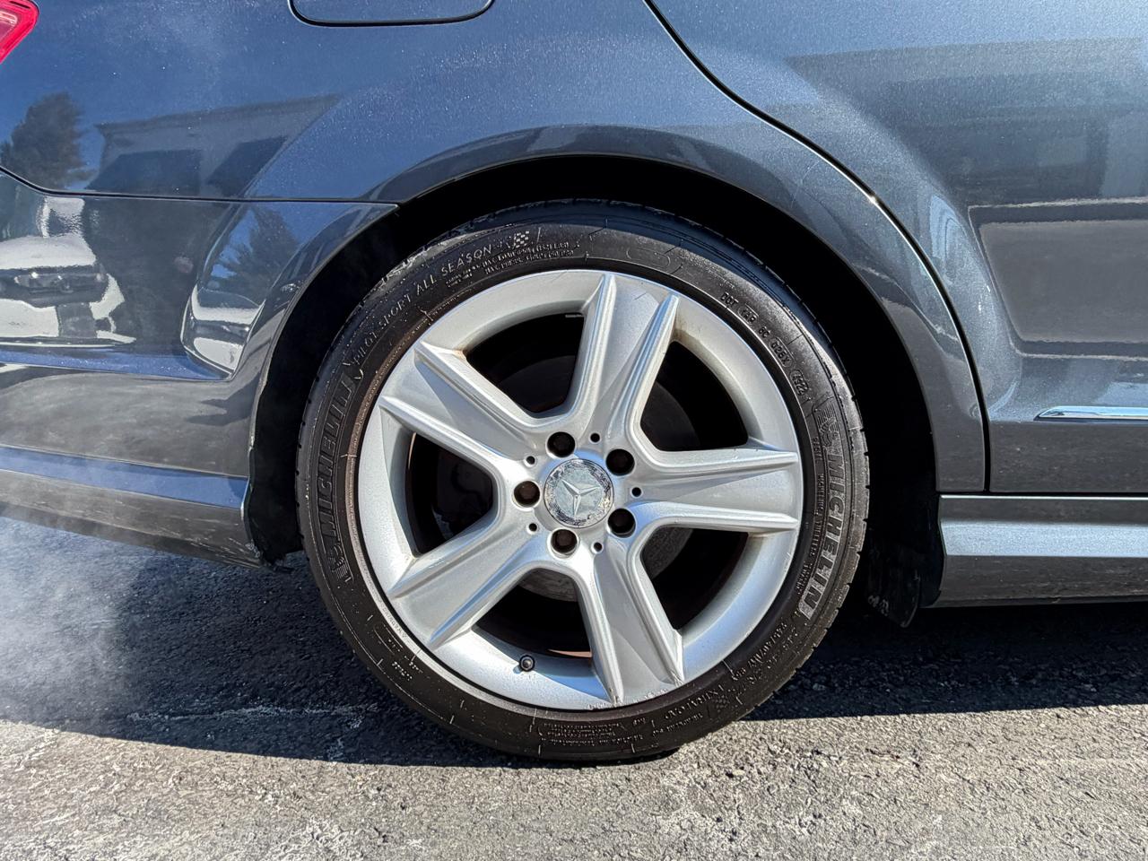 Mercedes-Benz C-Class  2010