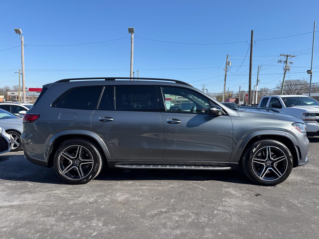 Mercedes-Benz GLS  2022