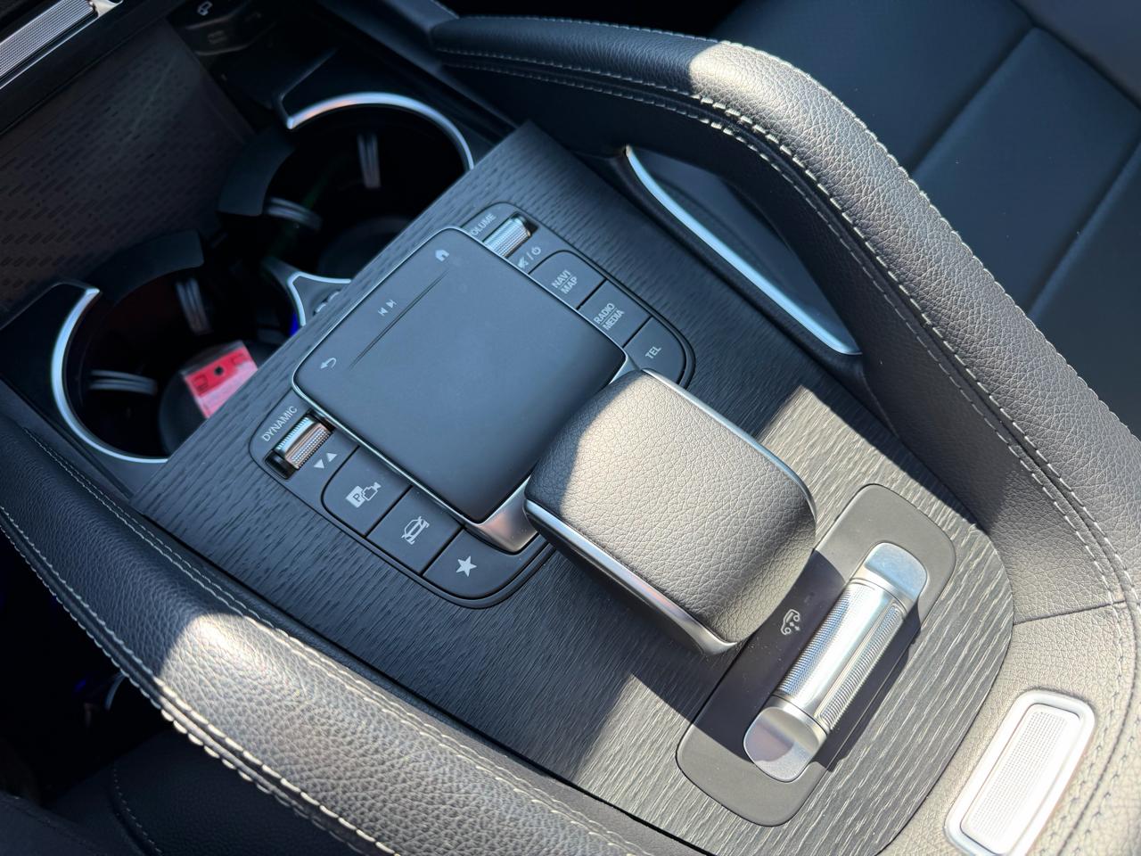 Mercedes-Benz GLS  2022