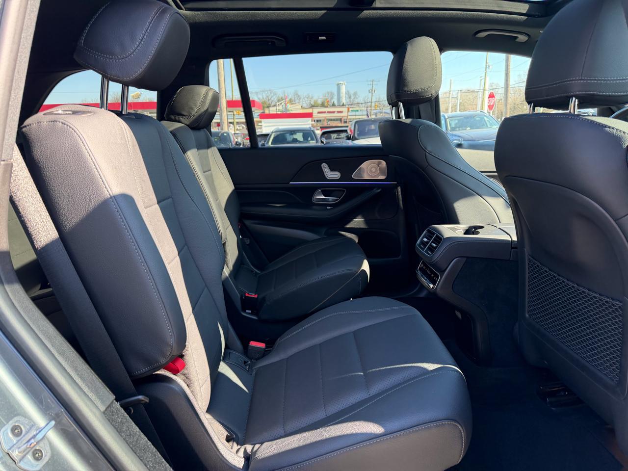 Mercedes-Benz GLS  2022