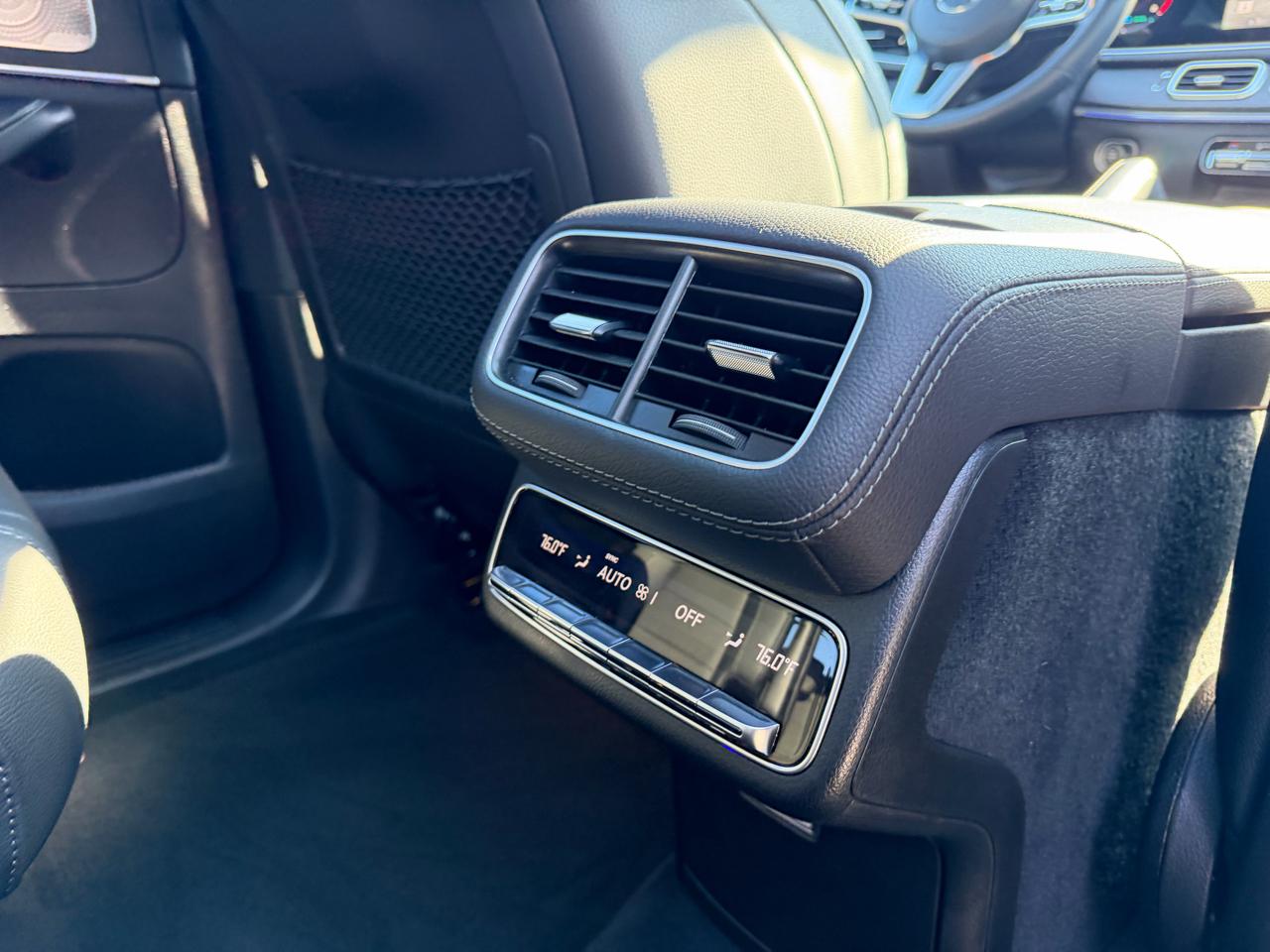 Mercedes-Benz GLS  2022