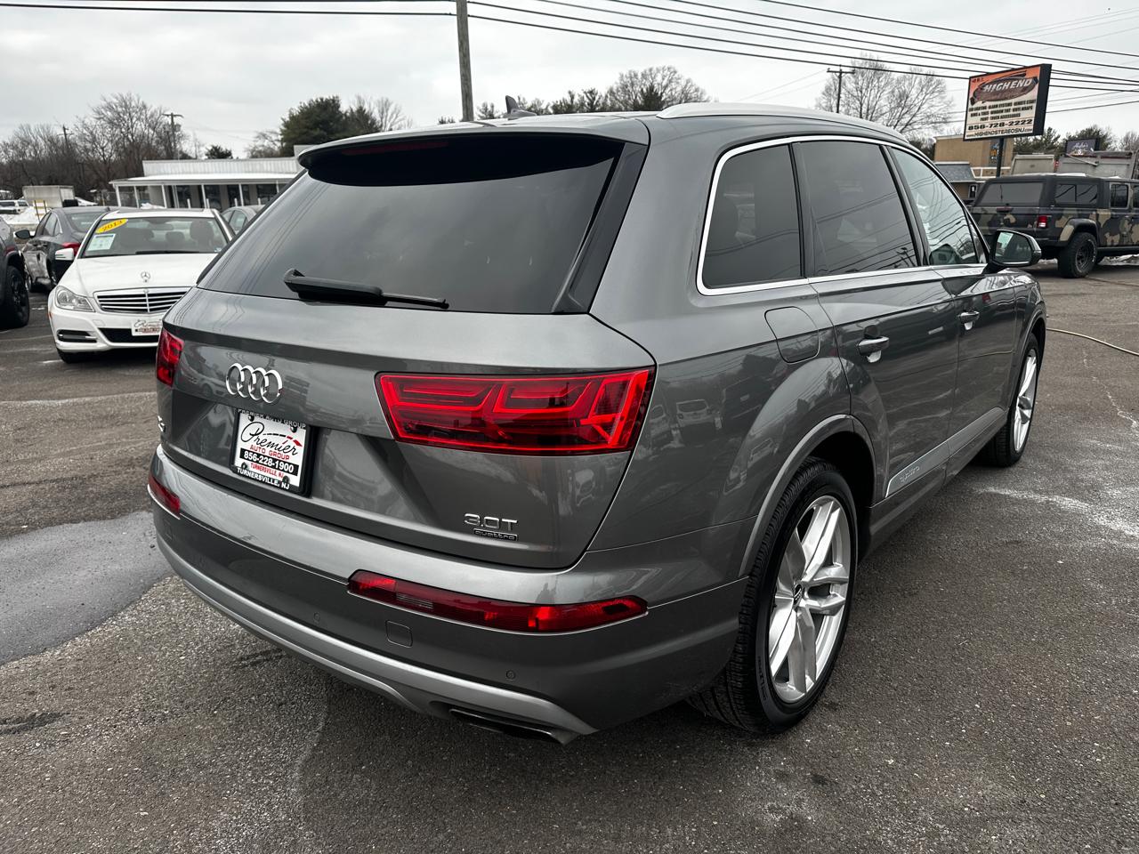 Audi Q7  2017