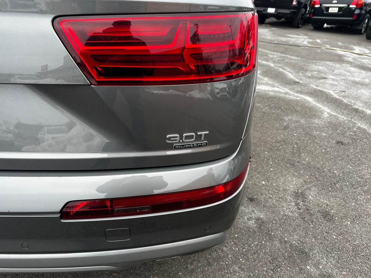 Audi Q7  2017