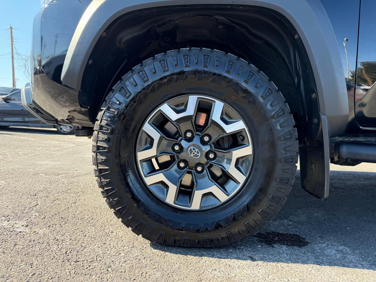 Toyota Tacoma 4WD  2020