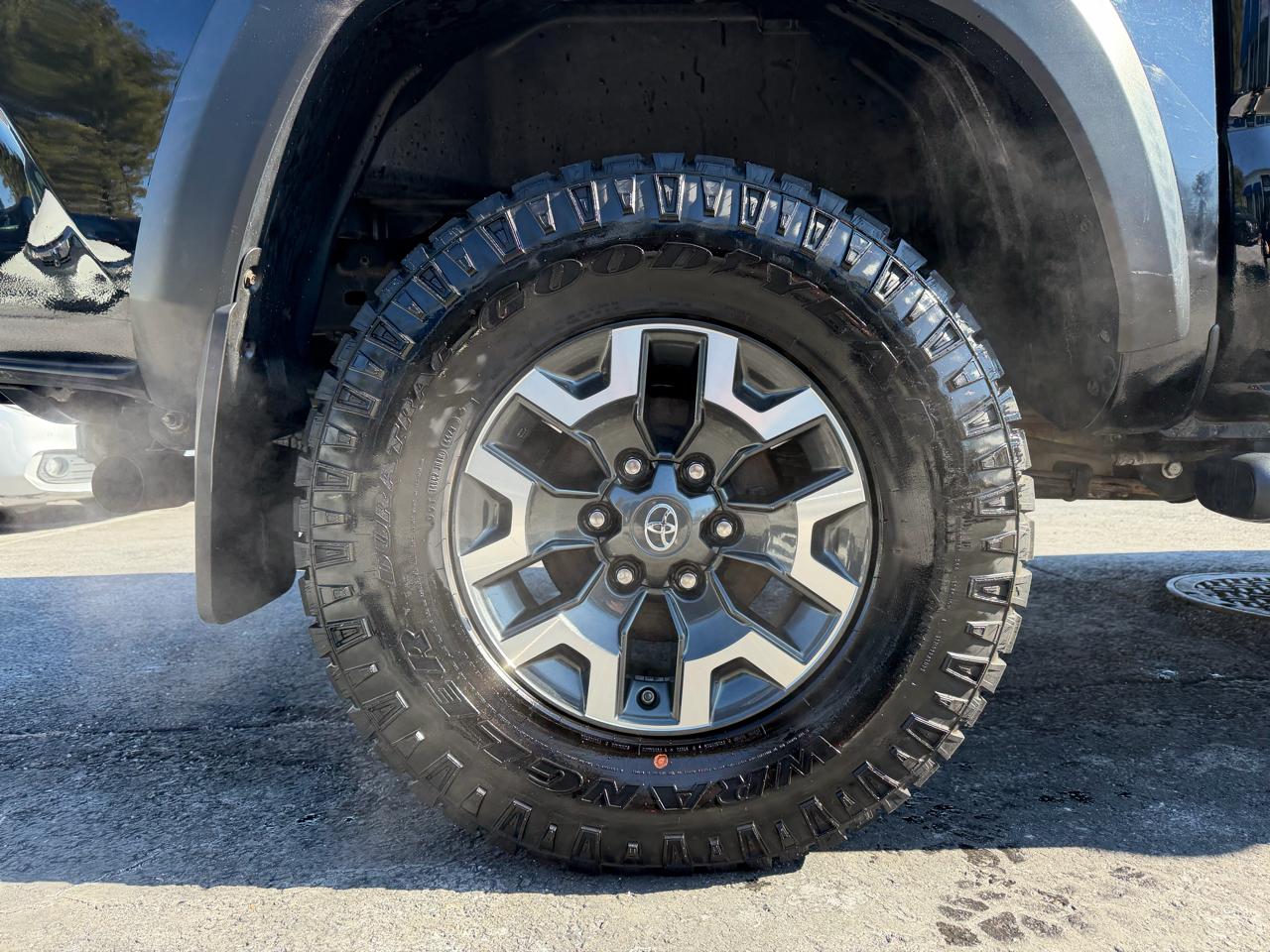 Toyota Tacoma 4WD  2020