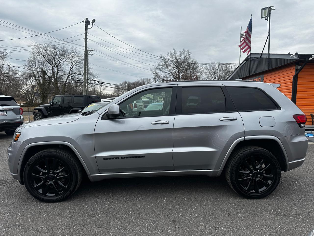 Jeep Grand Cherokee  2018