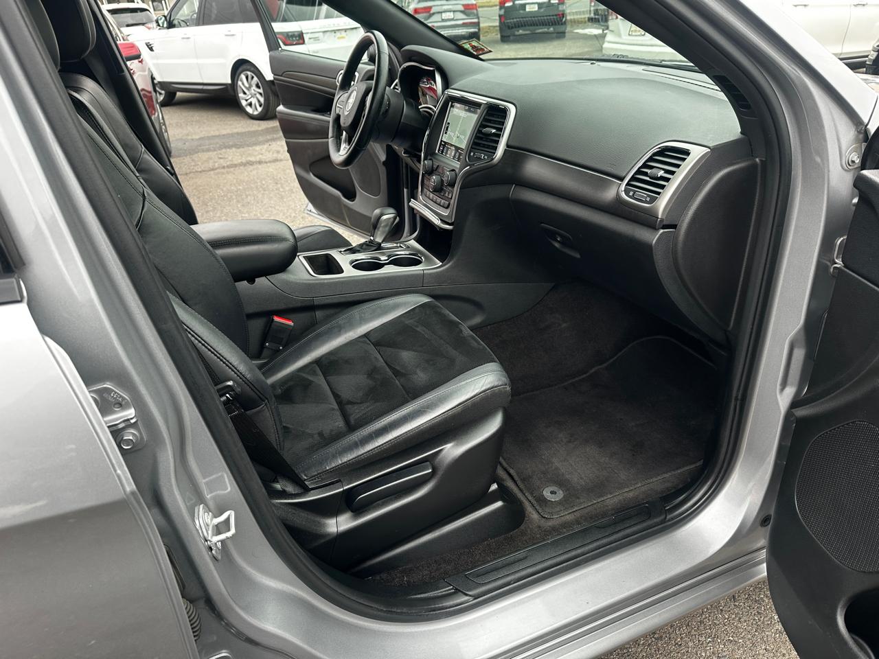 Jeep Grand Cherokee  2018