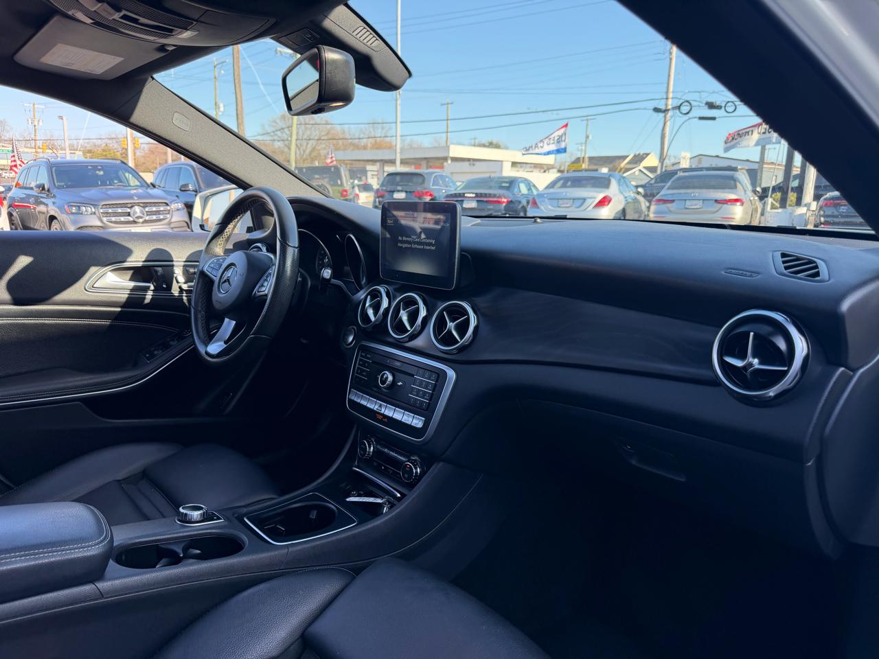 Mercedes-Benz GLA  2018