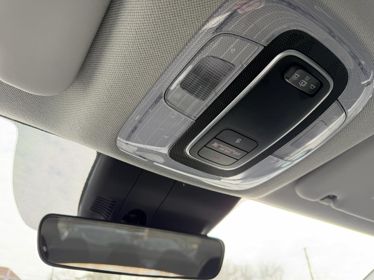 Hyundai Elantra  2021