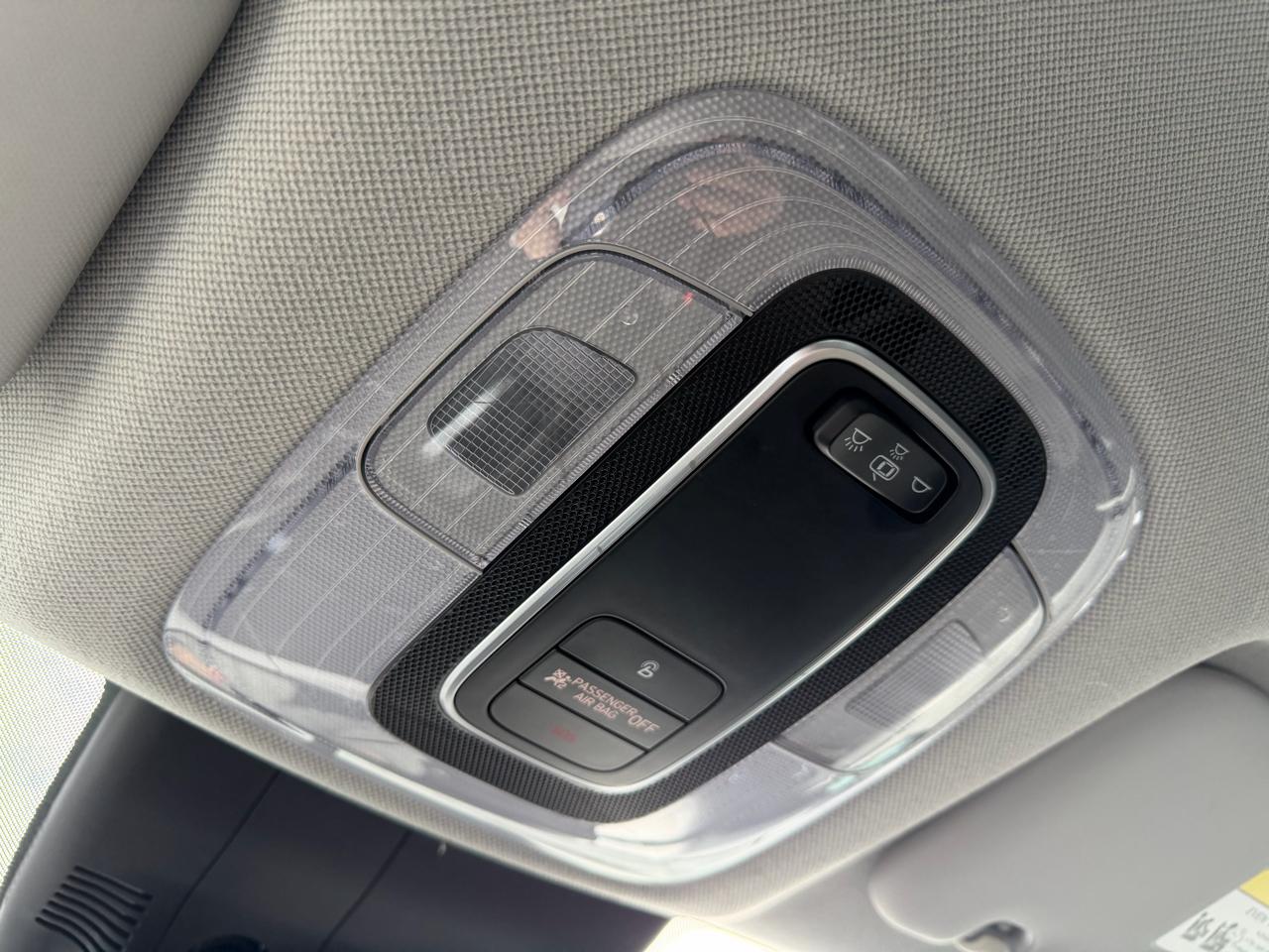 Hyundai Elantra  2021