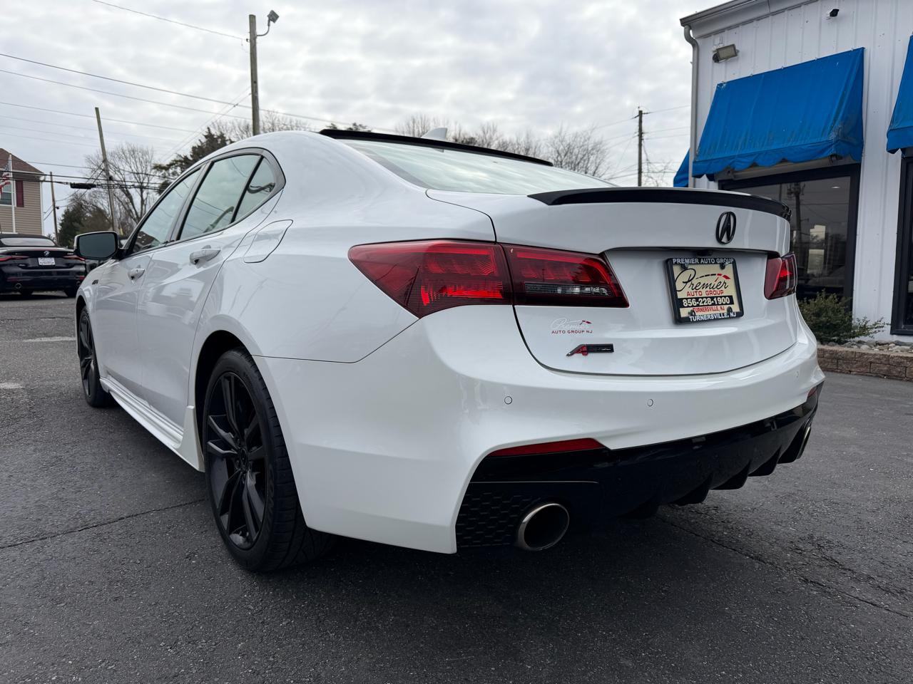 Acura TLX  2019