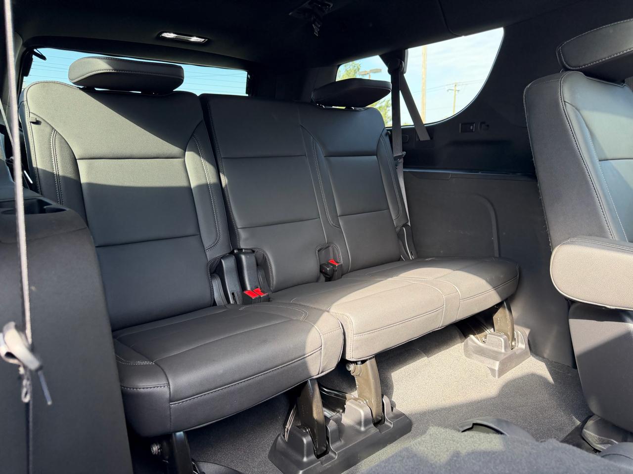 Chevrolet Suburban  2022