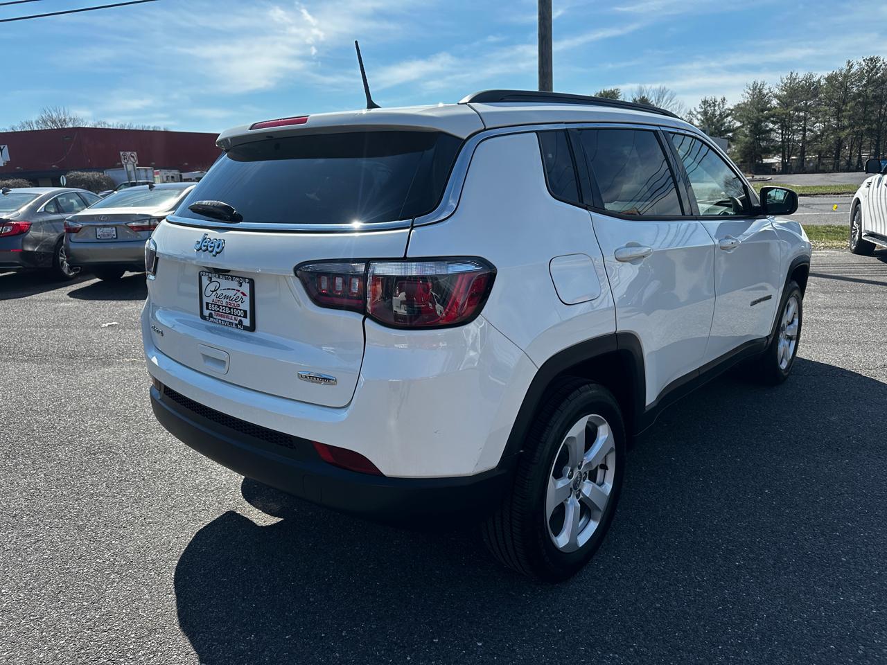 View vehicle photo 5