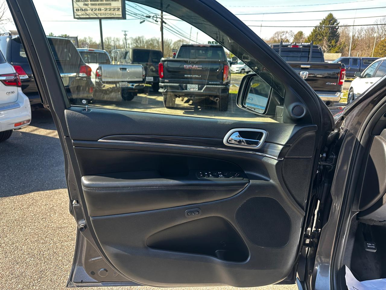 Jeep Grand Cherokee  2019