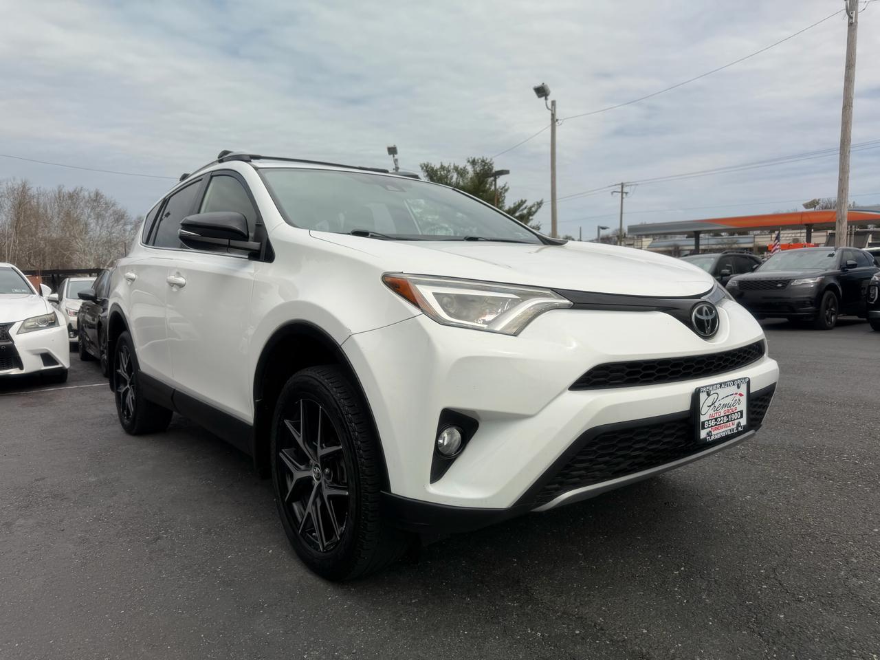 Toyota RAV4  2018