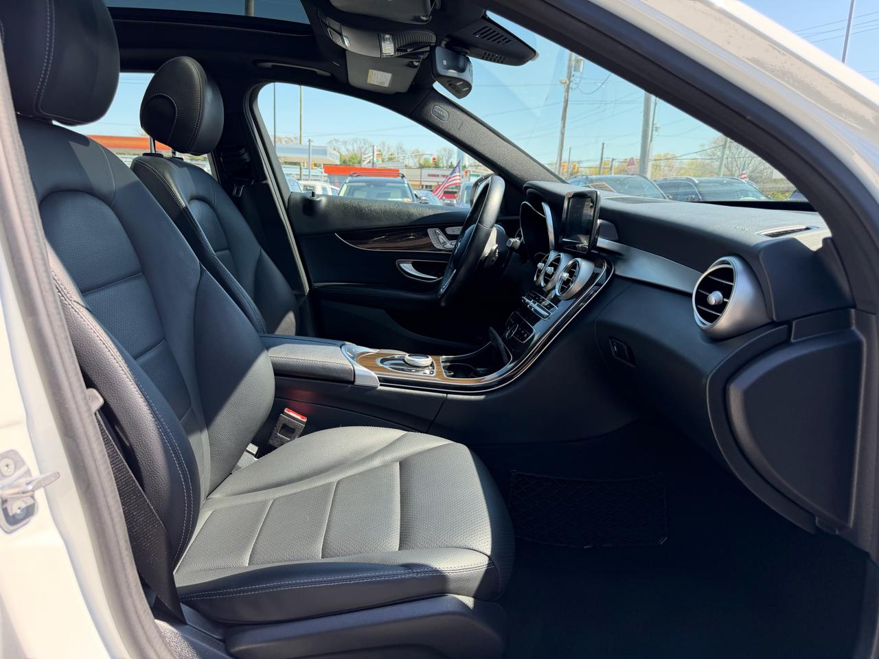 Mercedes-Benz C-Class  2019