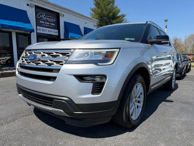 Silver 2018 Ford Explorer XLT AWD SUV / Crossover All-Wheel Drive 6-Speed Automatic