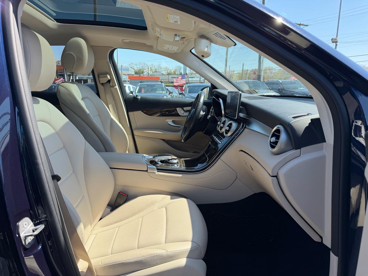 Mercedes-Benz GLC  2018