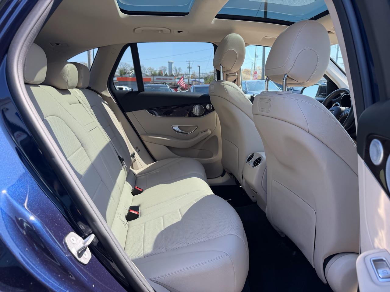 Mercedes-Benz GLC  2018