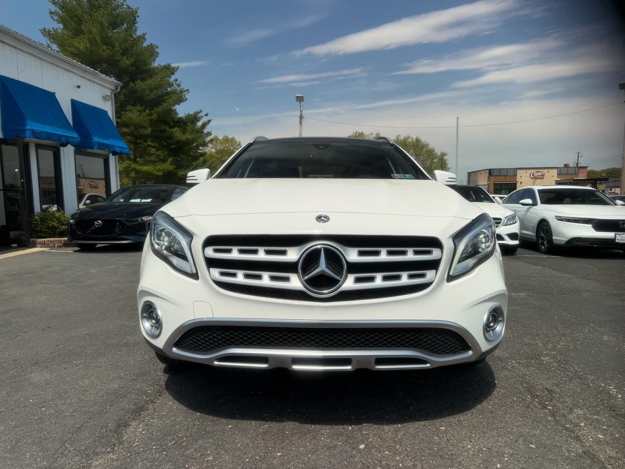 Mercedes-Benz GLA  2020