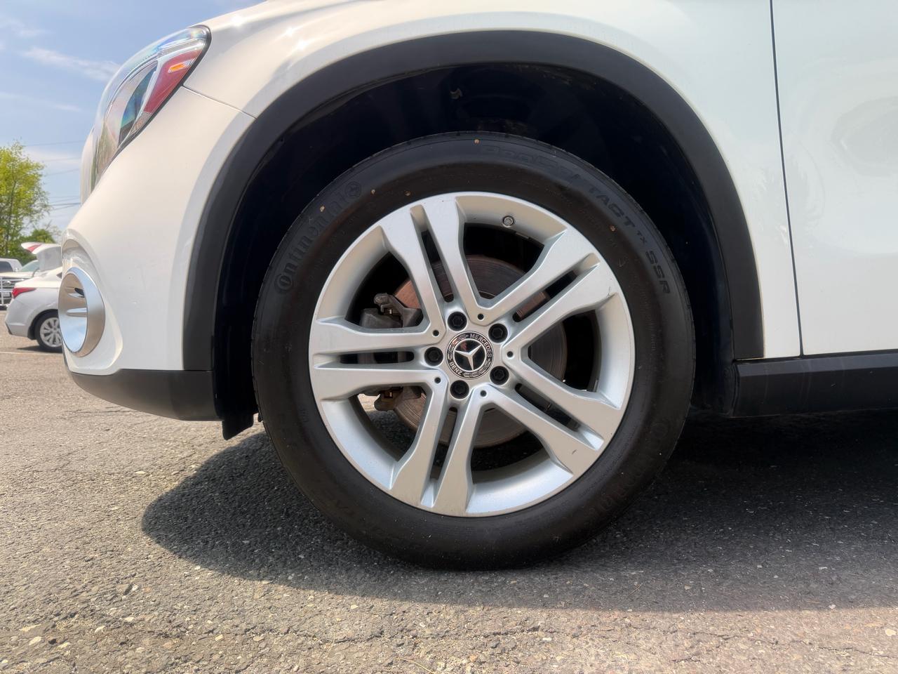 Mercedes-Benz GLA  2020