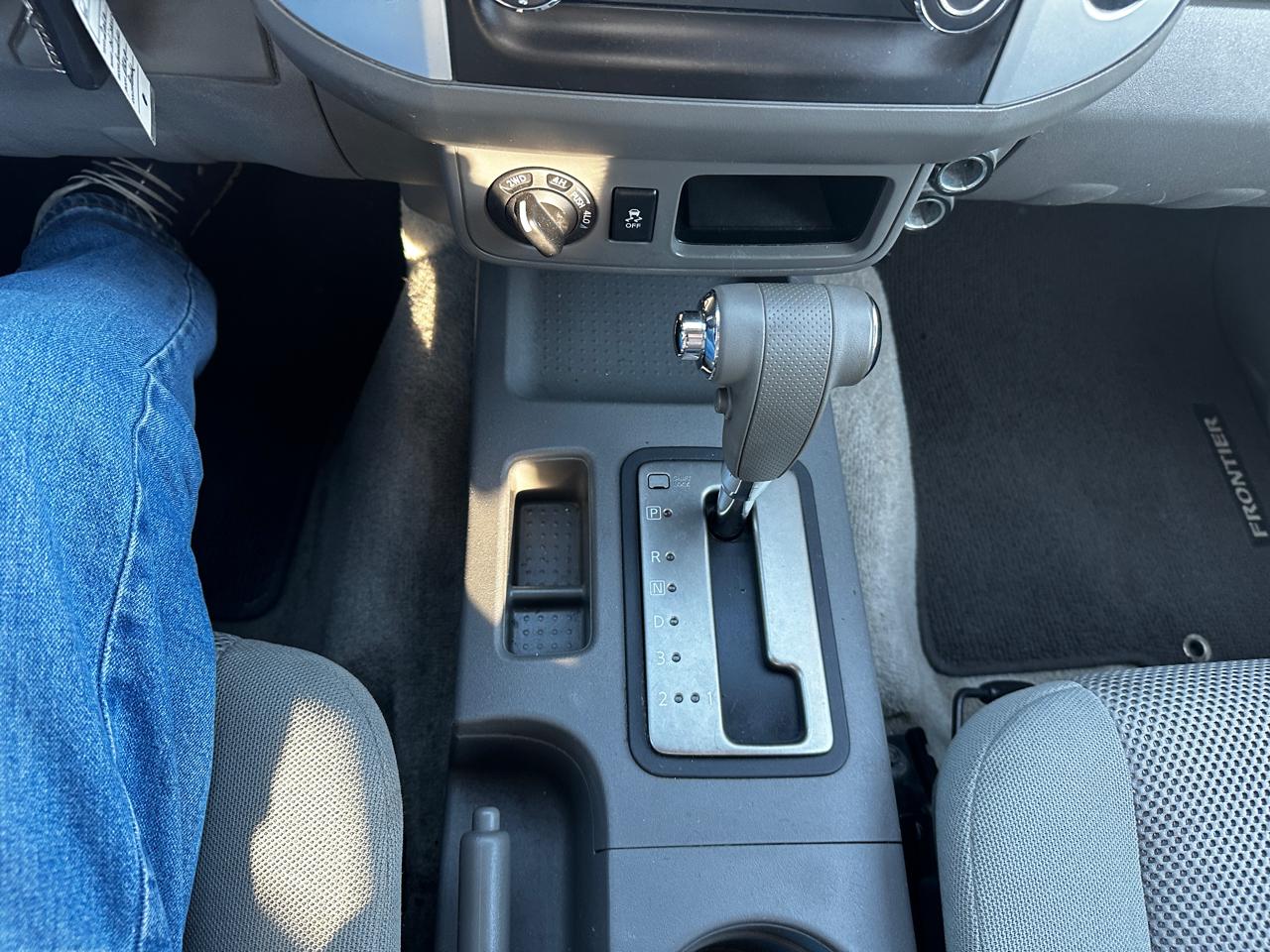 Nissan Frontier  2016