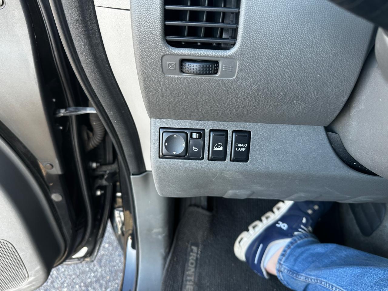 Nissan Frontier  2016