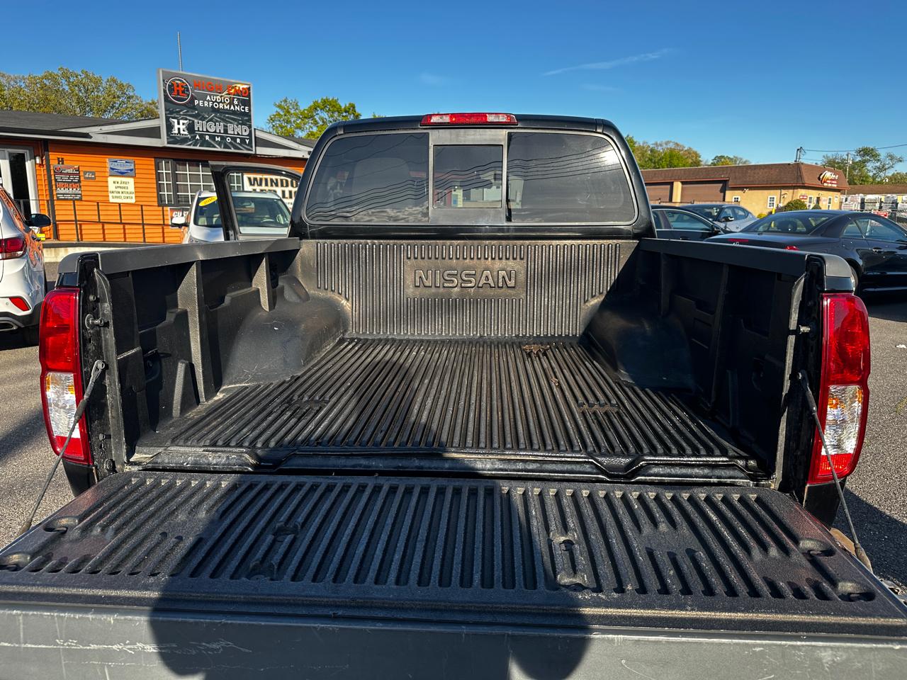 Nissan Frontier  2016