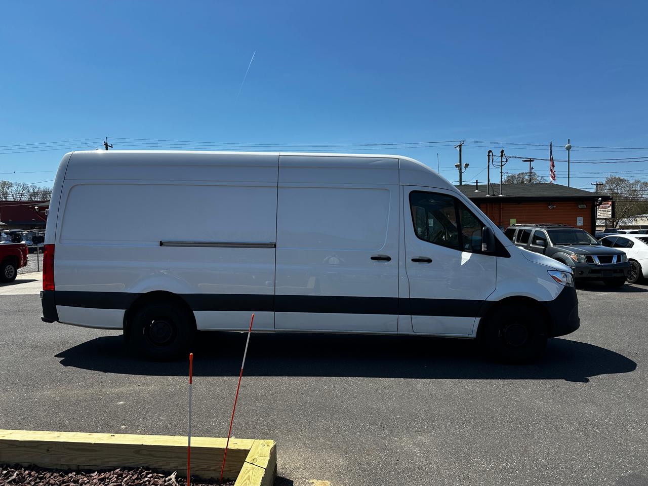 Mercedes-Benz Sprinter Cargo Van  2023