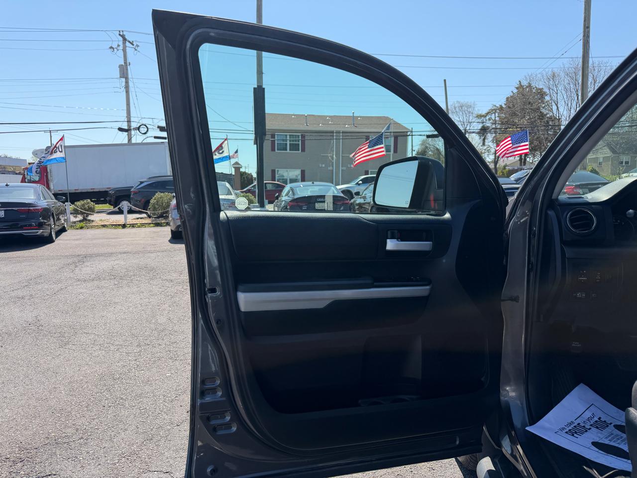 Toyota Tundra 4WD  2018