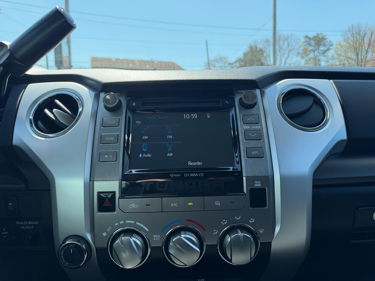 Toyota Tundra 4WD  2018