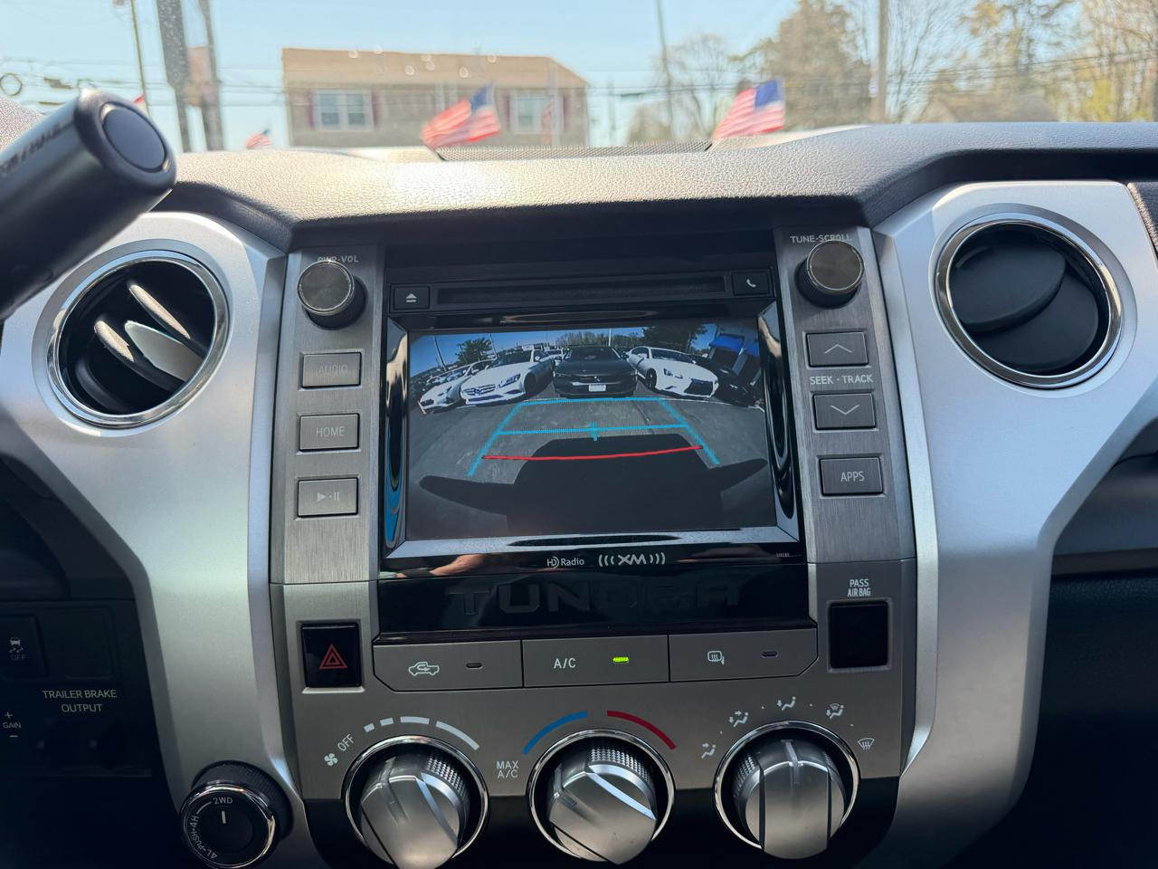 Toyota Tundra 4WD  2018