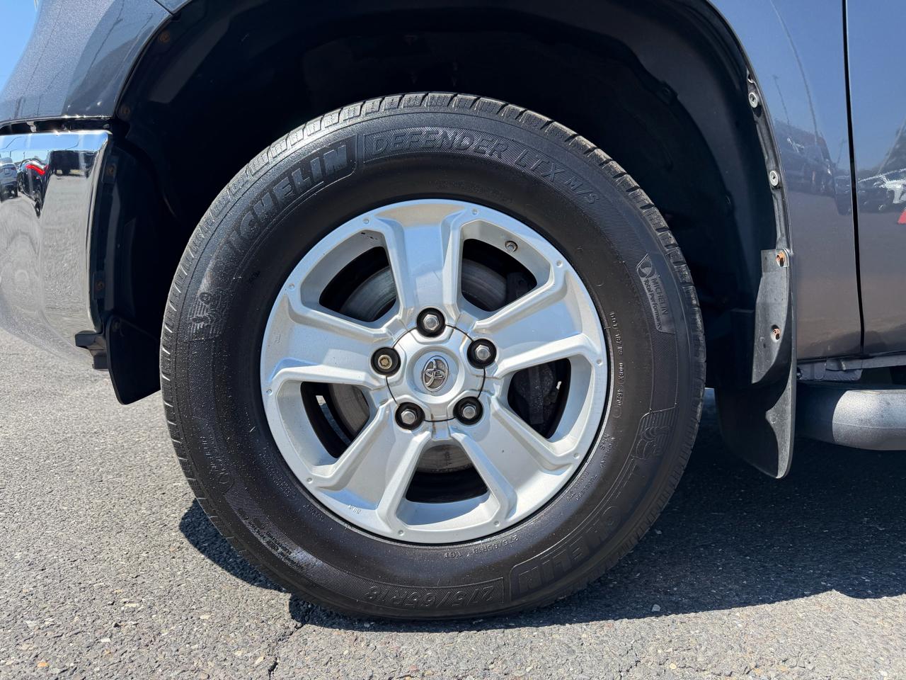 Toyota Tundra 4WD  2018