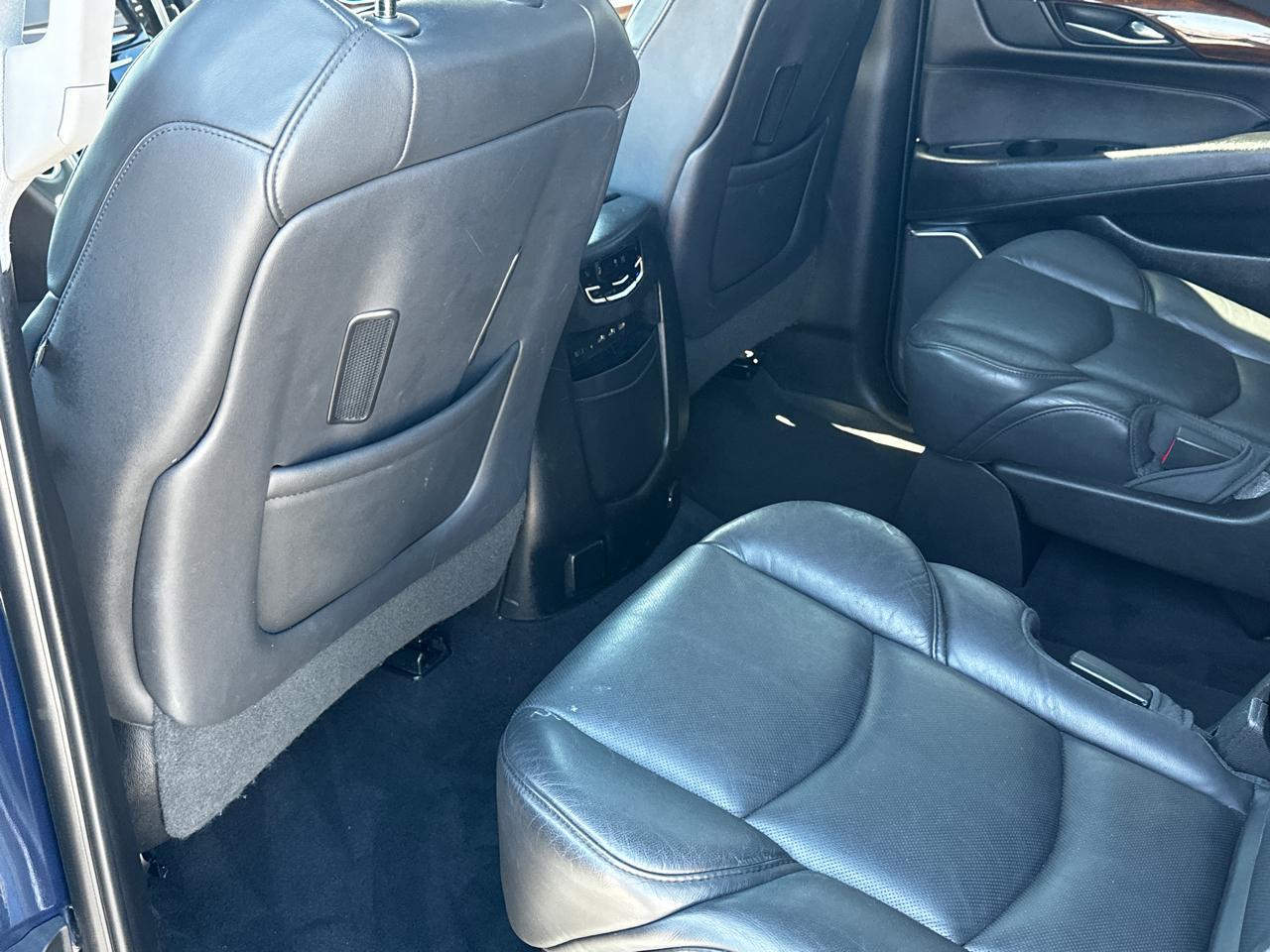 Cadillac Escalade ESV  2017