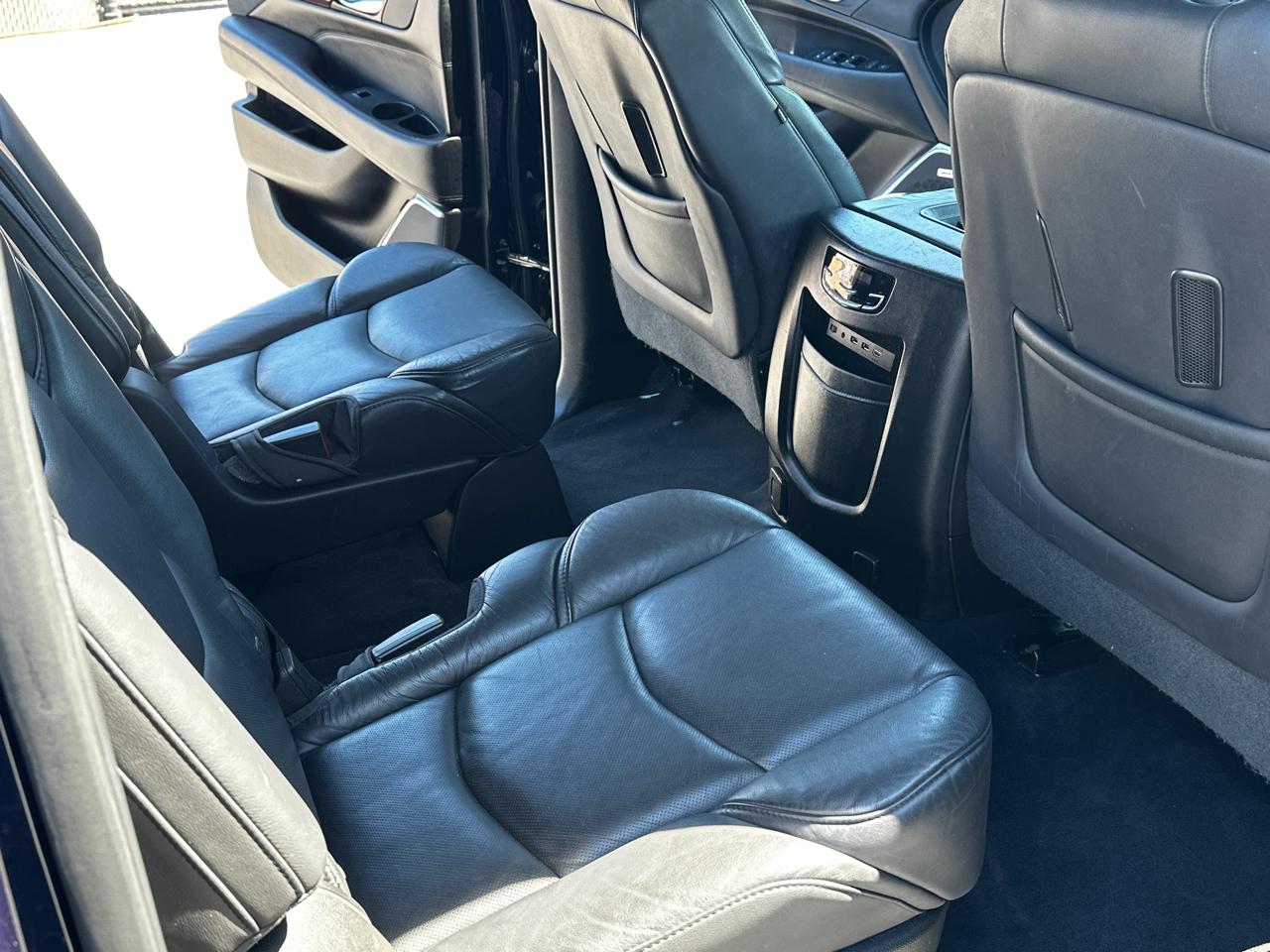 Cadillac Escalade ESV  2017