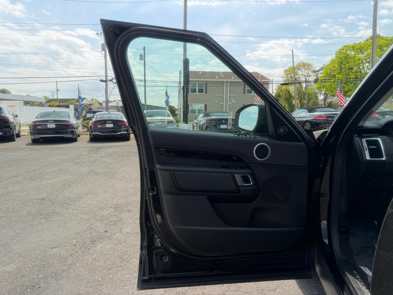 Land Rover Discovery  2024