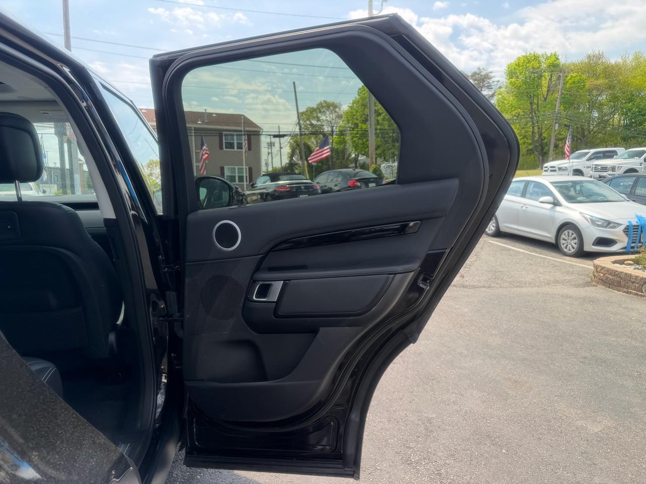 Land Rover Discovery  2024