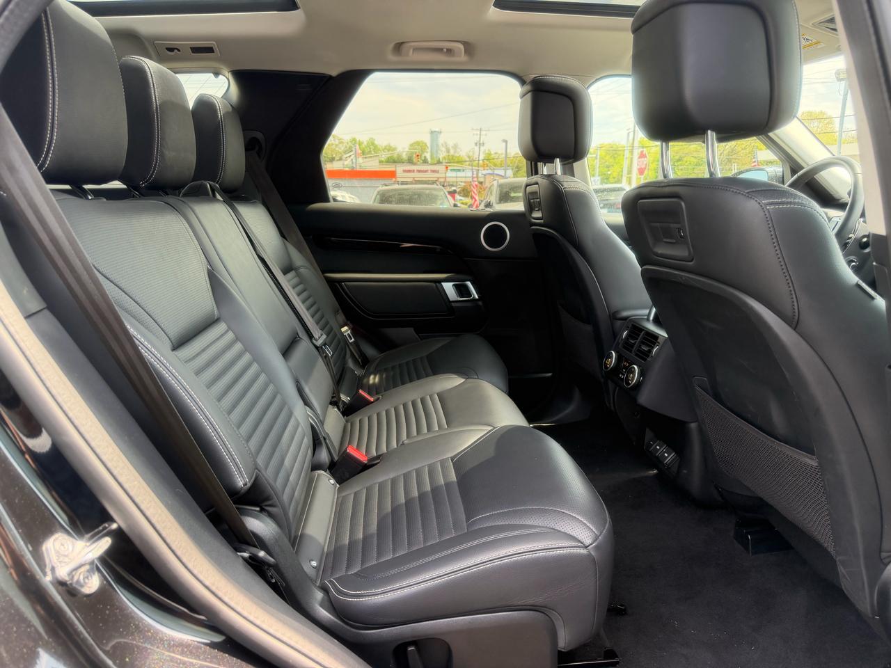 Land Rover Discovery  2024