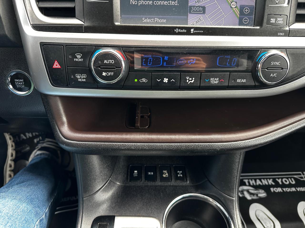 Toyota Highlander  2015