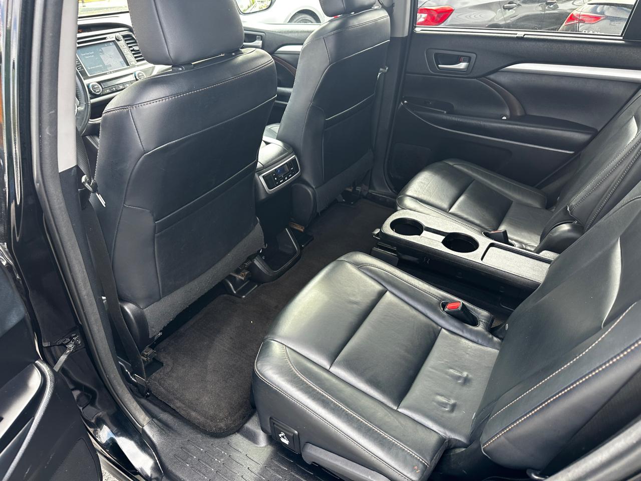 Toyota Highlander  2015