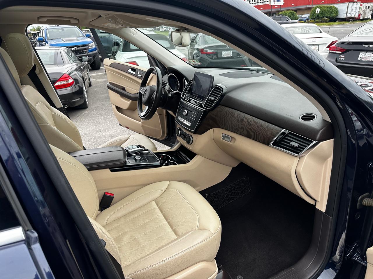 Mercedes-Benz GLE  2018